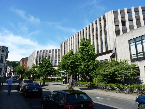 Frontansicht Amtsgericht Bielefeld